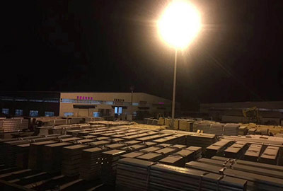 天未亮，我們已然在路上！